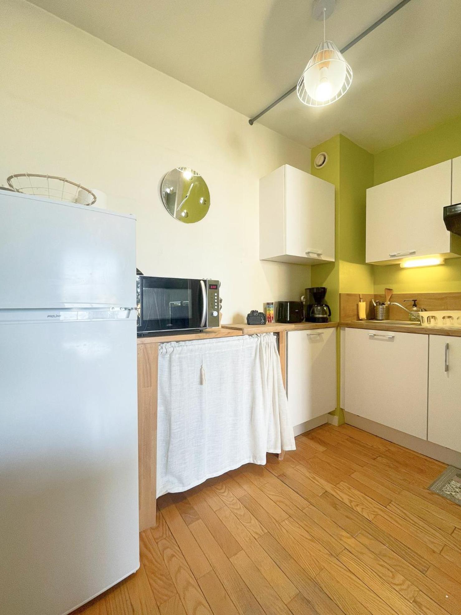 Appartement Spacieux Avec Balcon Bourg-en-Bresse Exterior foto